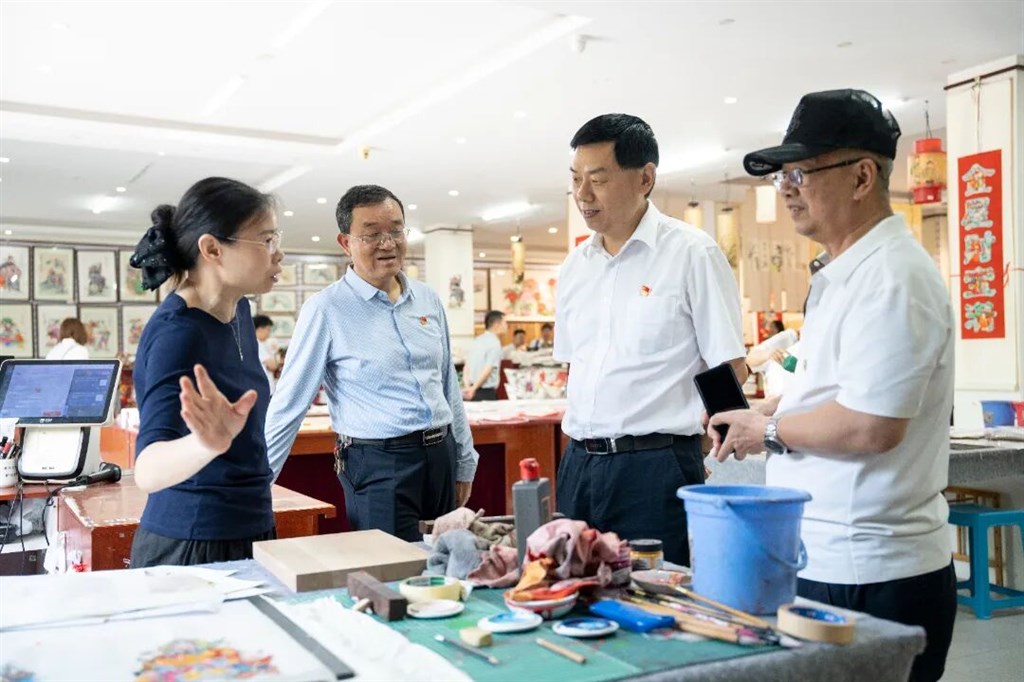 非遗+遗址+职教！这场主题党日，把课堂搬进了德阳大地 fetchpriority=