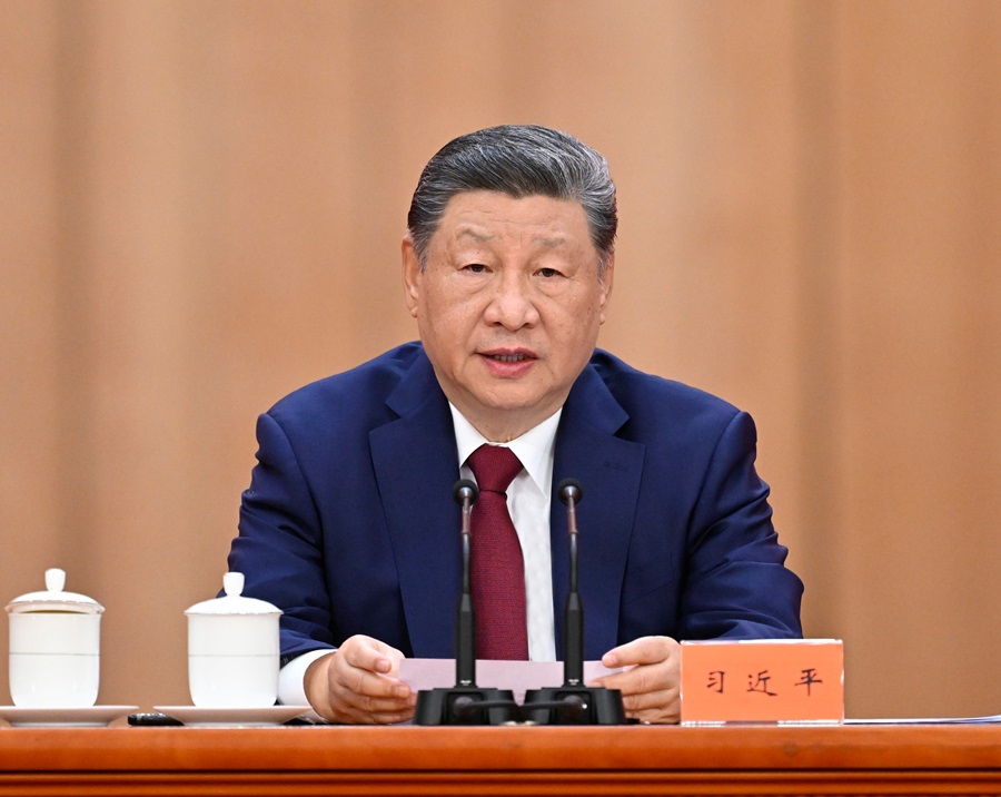习近平：在纪念中国工农红军长征胜利90周年大会上的讲话 loading=